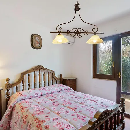 Splendid In Olgiata With Private Swimming Pool וילה *